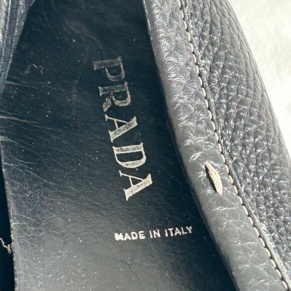 Prada Black Leather Bit Loafers Moccasins Driving Flats Pebbled Slip-On Size 38 - Picture 2 of 15